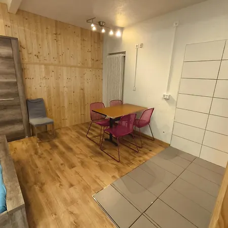 Linda Inn