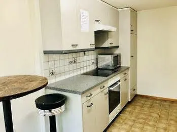 Linda אורחן אינטרלאקן
